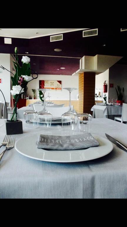 Hotel Zodiaco Porto Cesareo Buitenkant foto